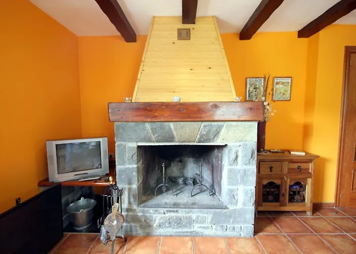 Miguelo, C.b Apartment Saravillo